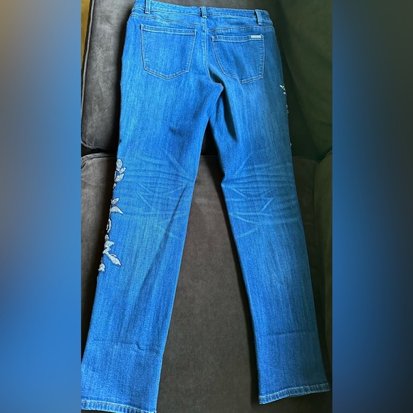 WHBM Blue Slim Straight Mid Waist Jeans Beaded Embroidered Floral Print Sz 8P - Picture 2 of 12